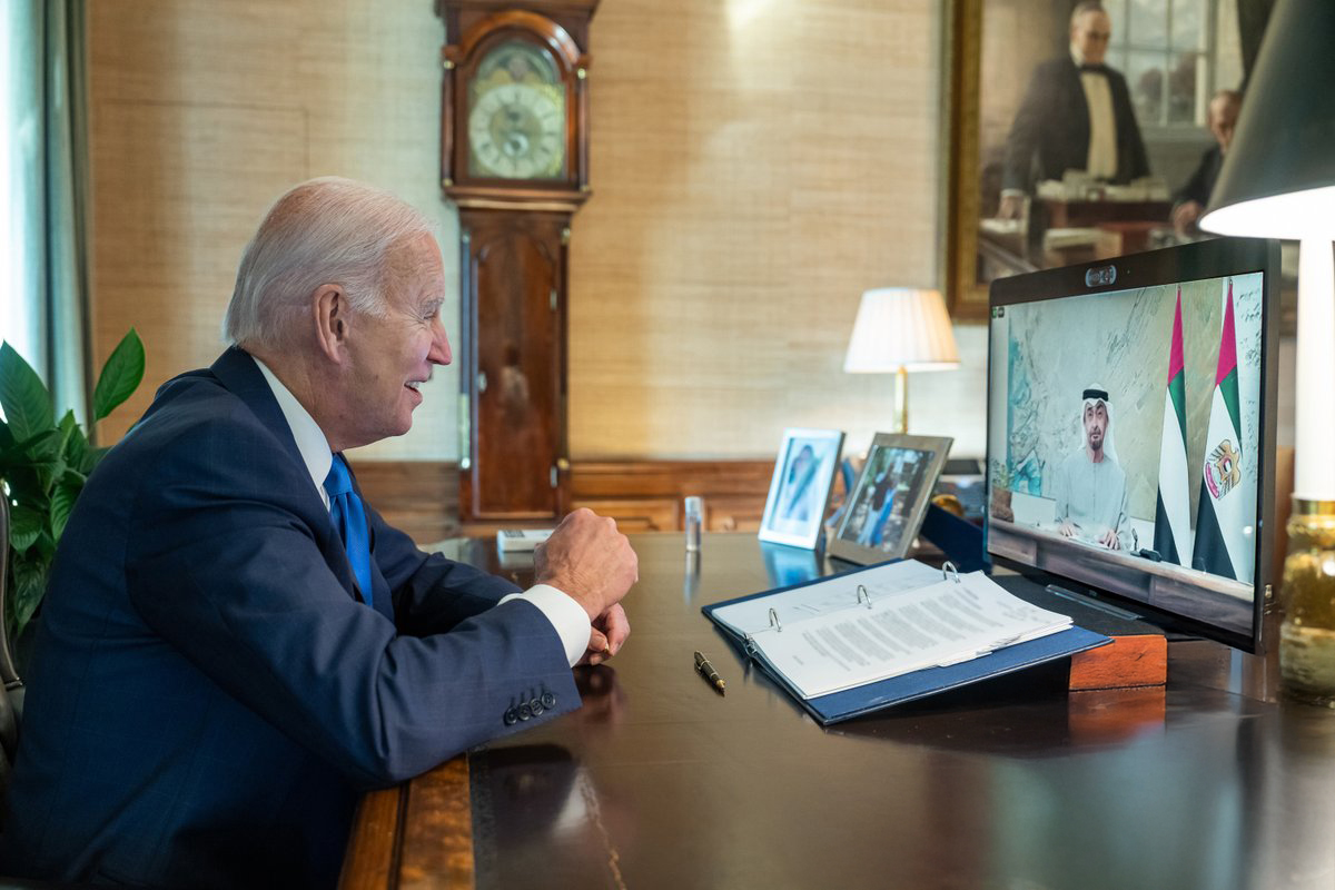 Chairmans and Senior management on Desk VC Solution
